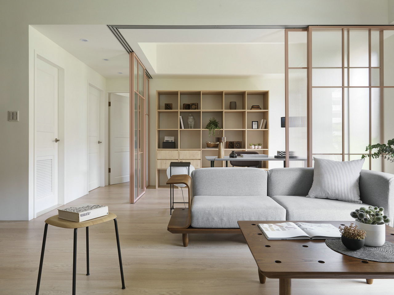 南京75平米現(xiàn)代簡約風(fēng)，每個空間的設(shè)計(jì)都很贊!