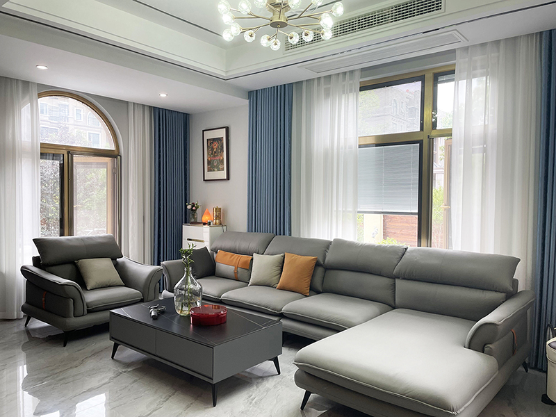 簡(jiǎn)約灰調(diào)空間靜逸，窗景閑情雅韻綿長(zhǎng)
