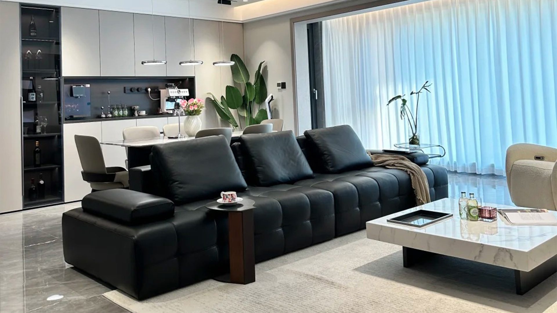 142平橫廳簡約風設計，空間通透與功能美學交融